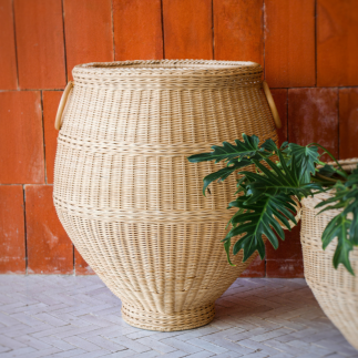 Amphora with rattan handle
