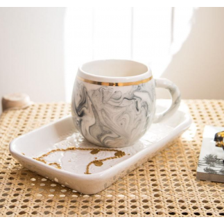 Gold-printed rectangle tray